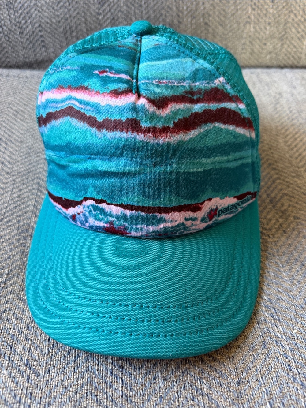 Patagonia Trucker hat One Size Adjustable